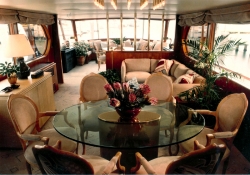 Yacht main salon Hedrich Blessing Photography